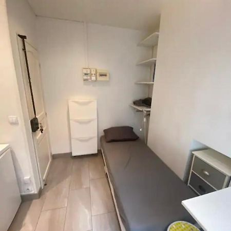 Small Studio Near Eiffel Tower パリ エクステリア 写真