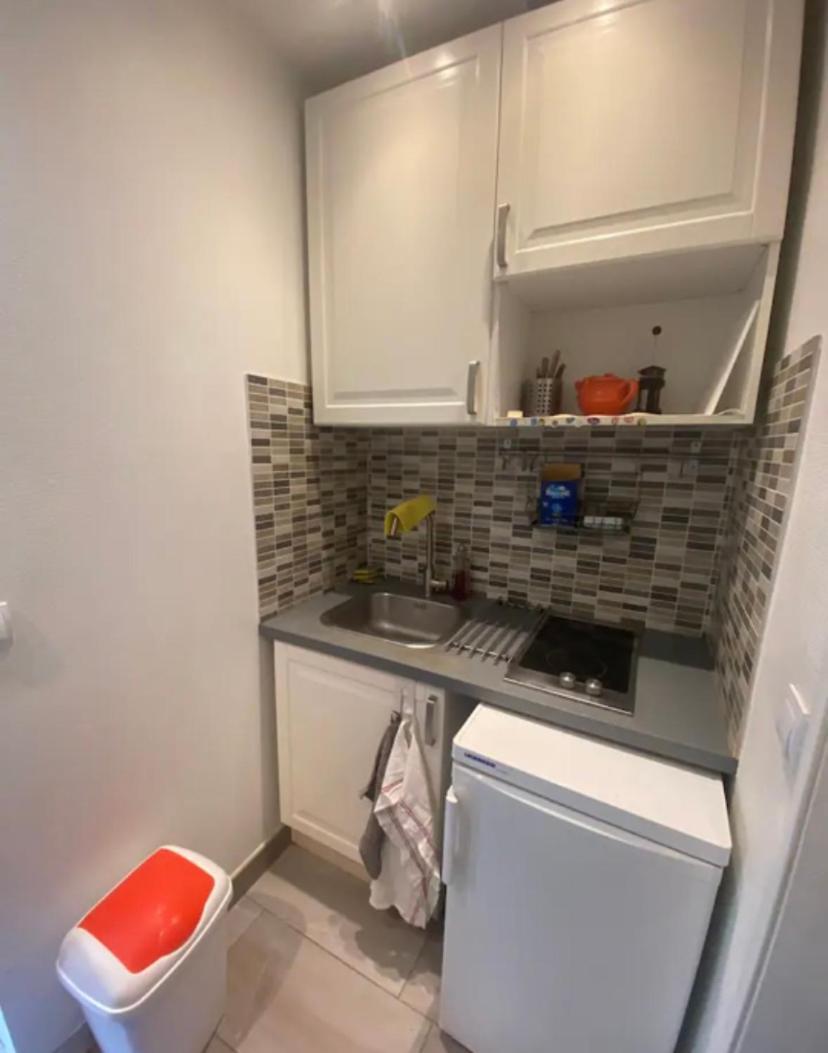 Small Studio Near Eiffel Tower パリ エクステリア 写真